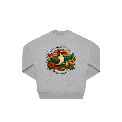 Rückseite grauer oversized Pullover mit Möve-Aufdruck in botanischem Gewand aus der Summer Birdy Kollektion